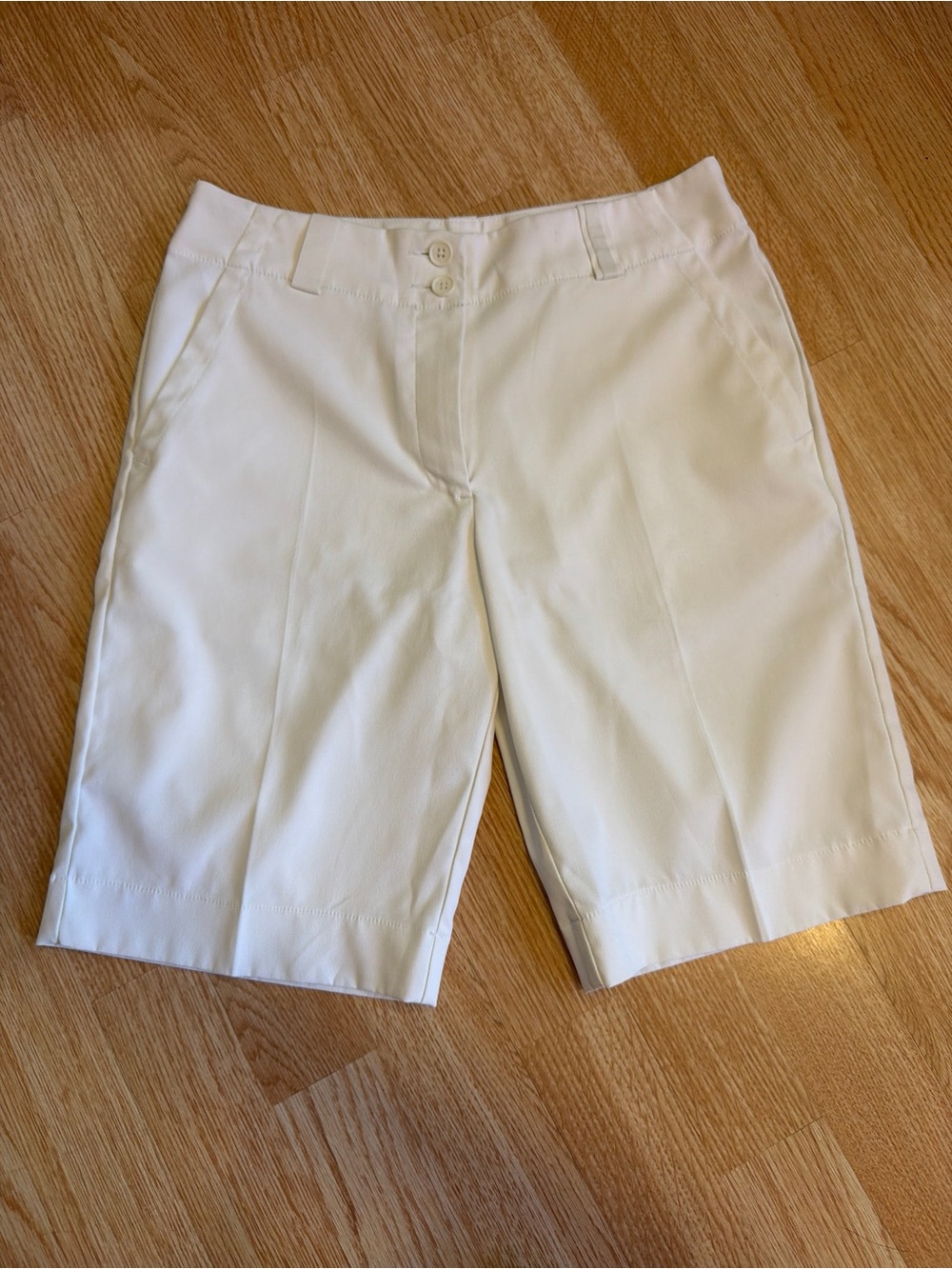 Nike Golf Dri-FIT White Bermuda Shorts - Women’s Size 2